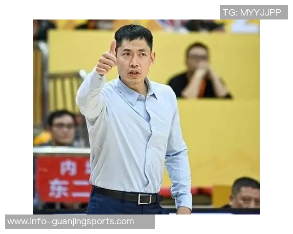 半决赛轻松进行全场仅一违体无技术犯规展现高水平对抗